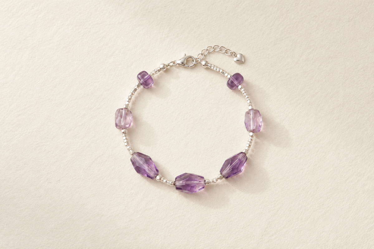 Which zodiac sign is an amethyst bracelet best for?