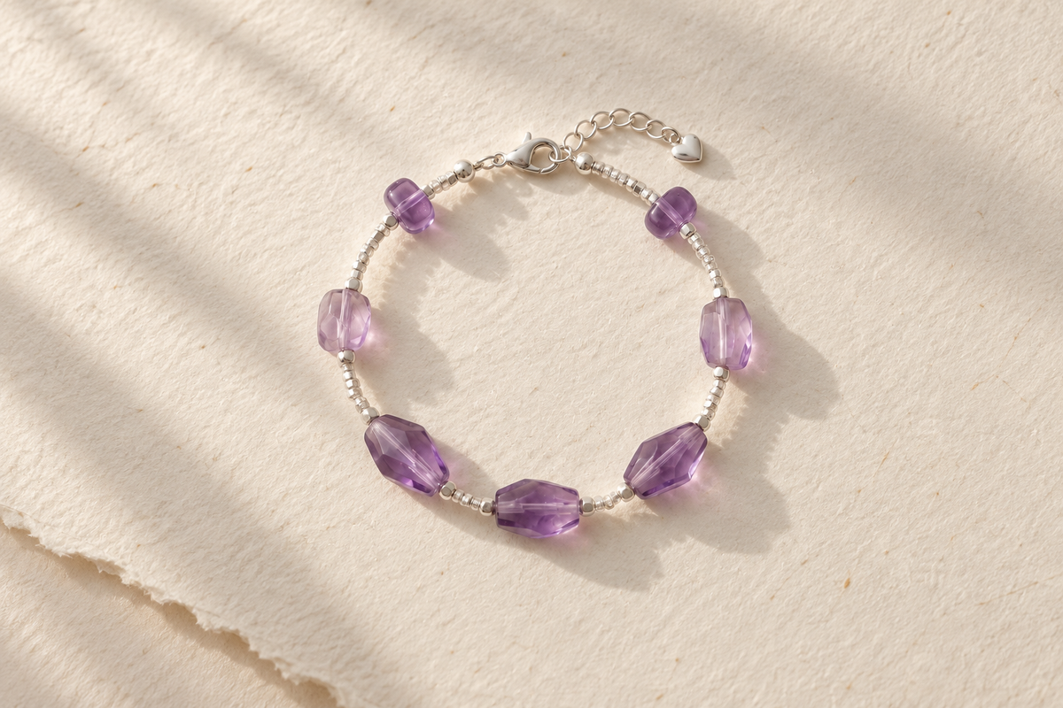 Amethyst vs Citrine: Which Does Crystal Lore Pair With Calm, and Which With Drive?