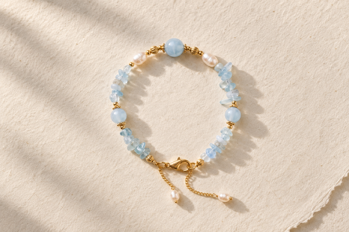Aquamarine pairing vs mixed-stone bracelet: what aquamarine jewelry looks best on women?