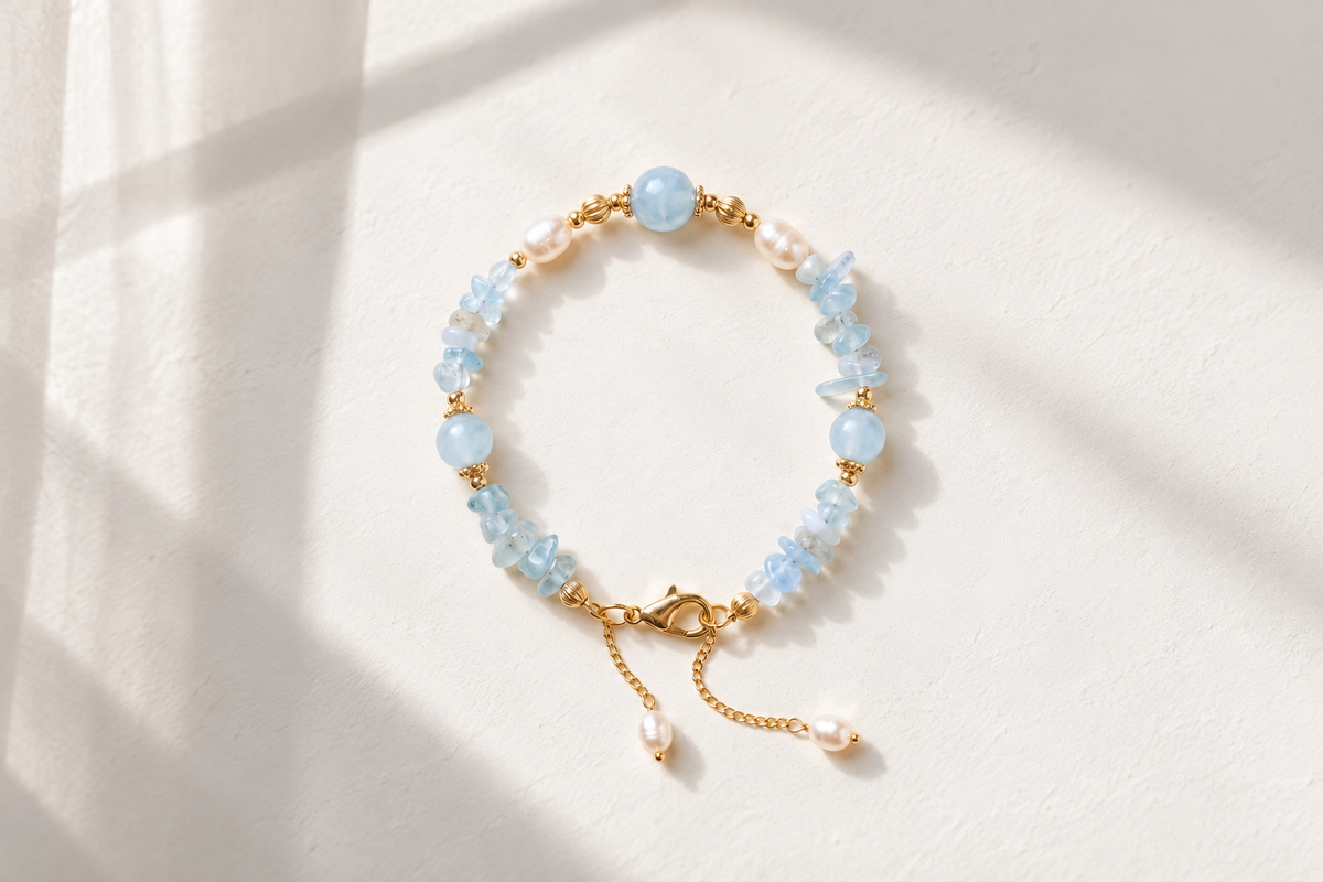 Aquamarine bracelet with pearls vs with moonstone: which style is better for women?