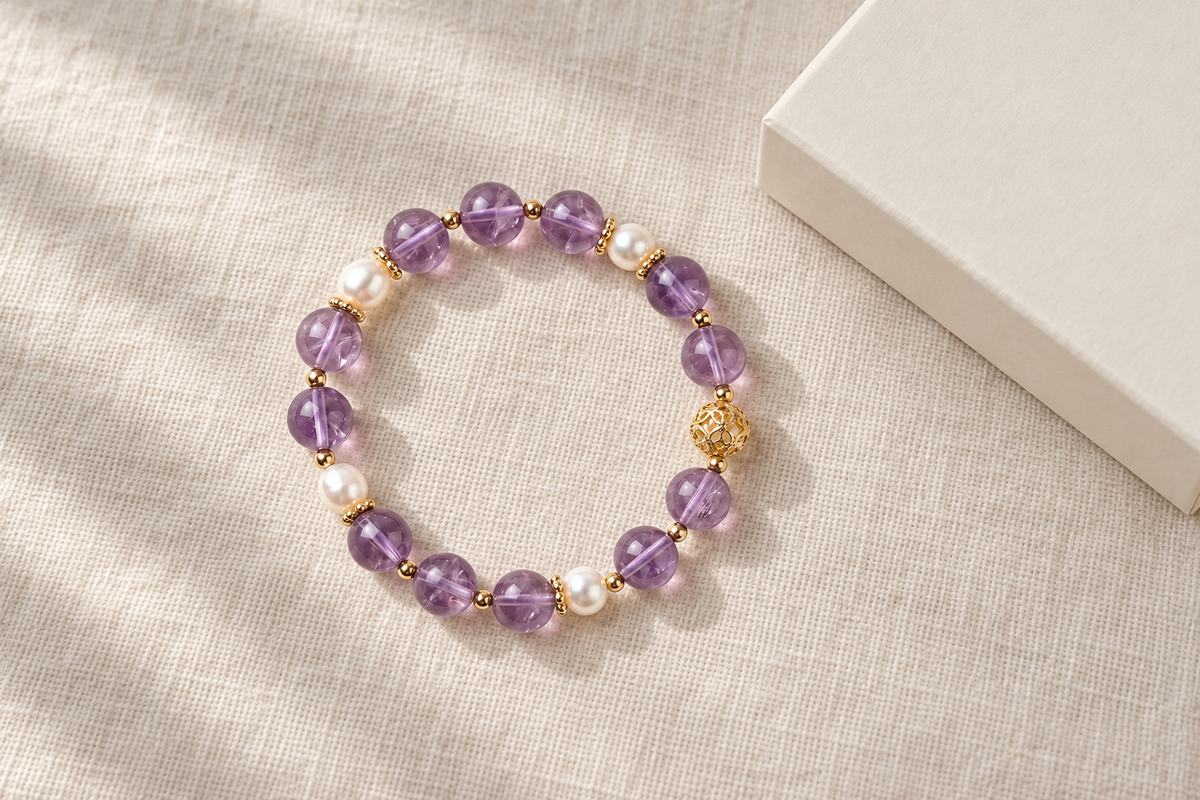 Best Moonstone Bracelet Holiday Gift for Her: How to Choose?