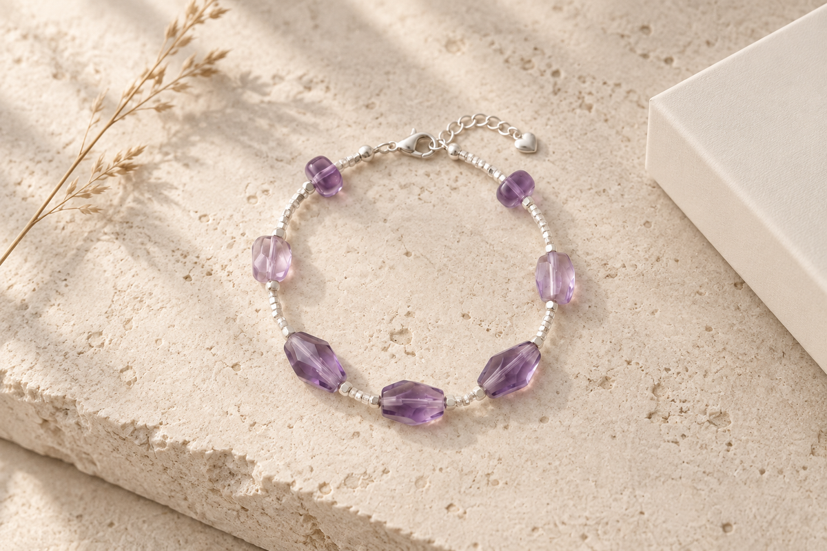 What Does It Mean to Give a Bracelet as a Gift?