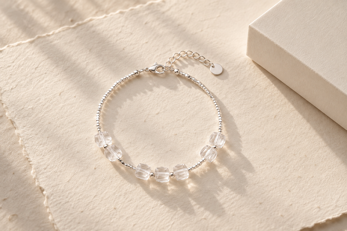 Is a clear quartz bracelet a good Christmas gift?