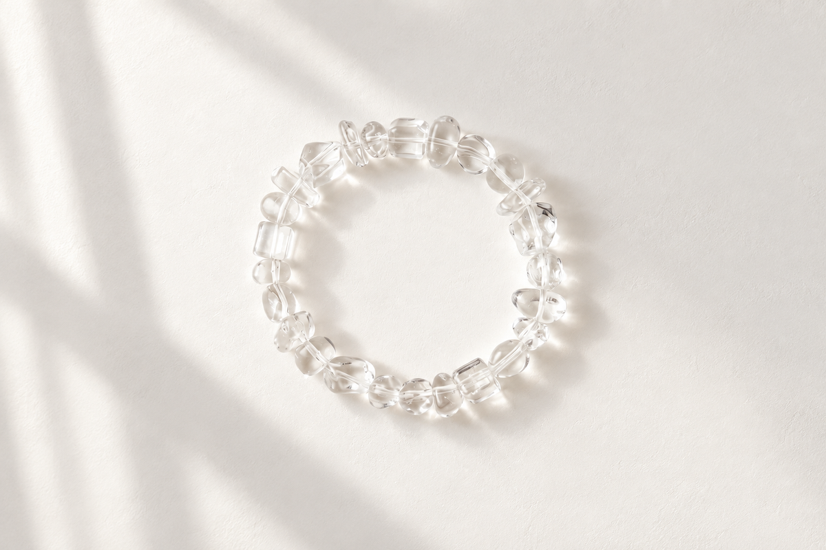 How Do People Use a Clear Quartz Bracelet for Manifestation?