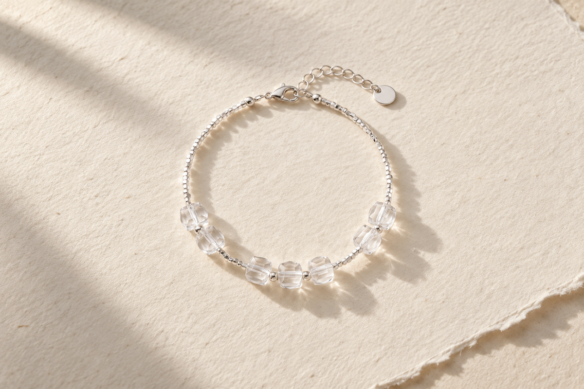 8 mm vs 10 mm Clear Quartz Bracelet for Men: Which Bead Size Is Better?