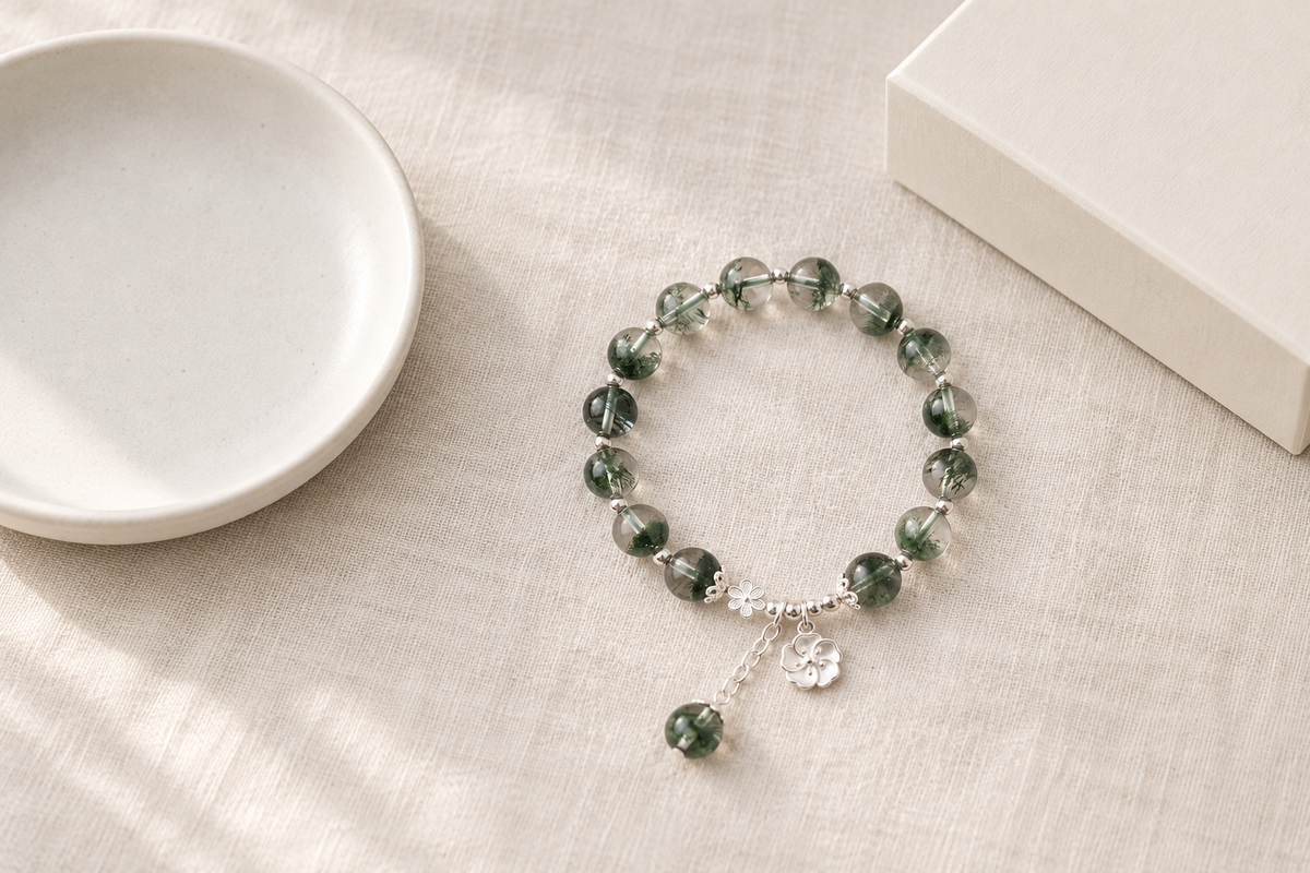 What crystal bracelet makes a good thank-you gift for a best friend?