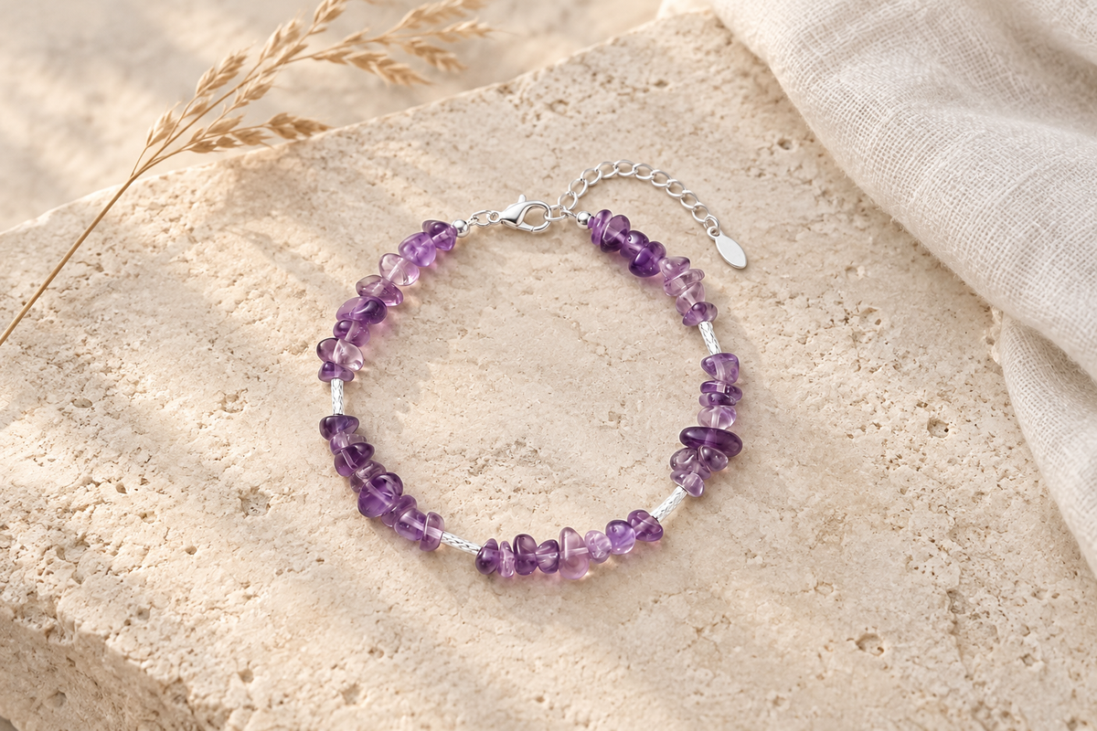 What is a dhaga-style crystal bracelet and how is it strung?