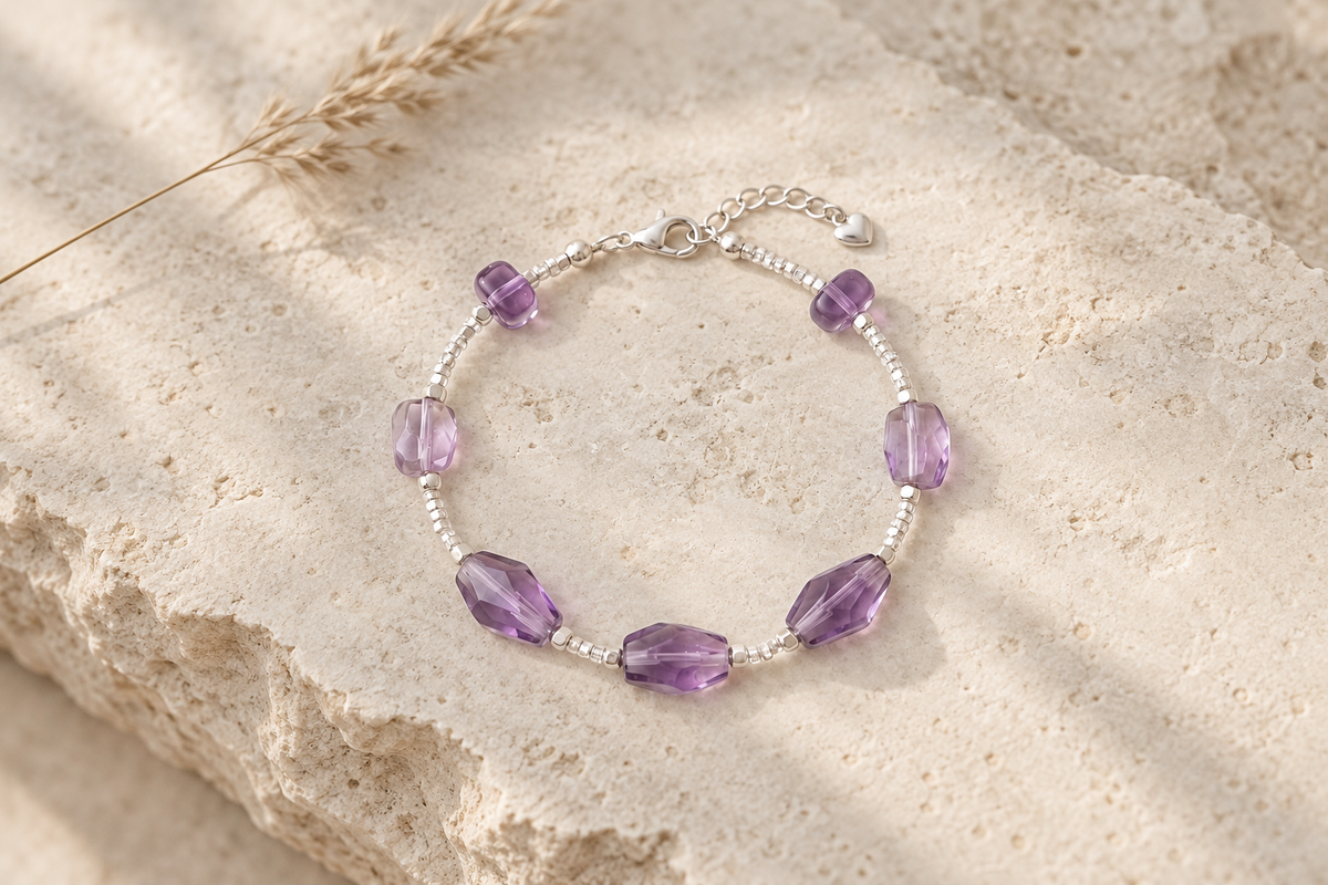 Fluorite Bracelet vs Amethyst Bracelet: Which Is Better for Your Budget?