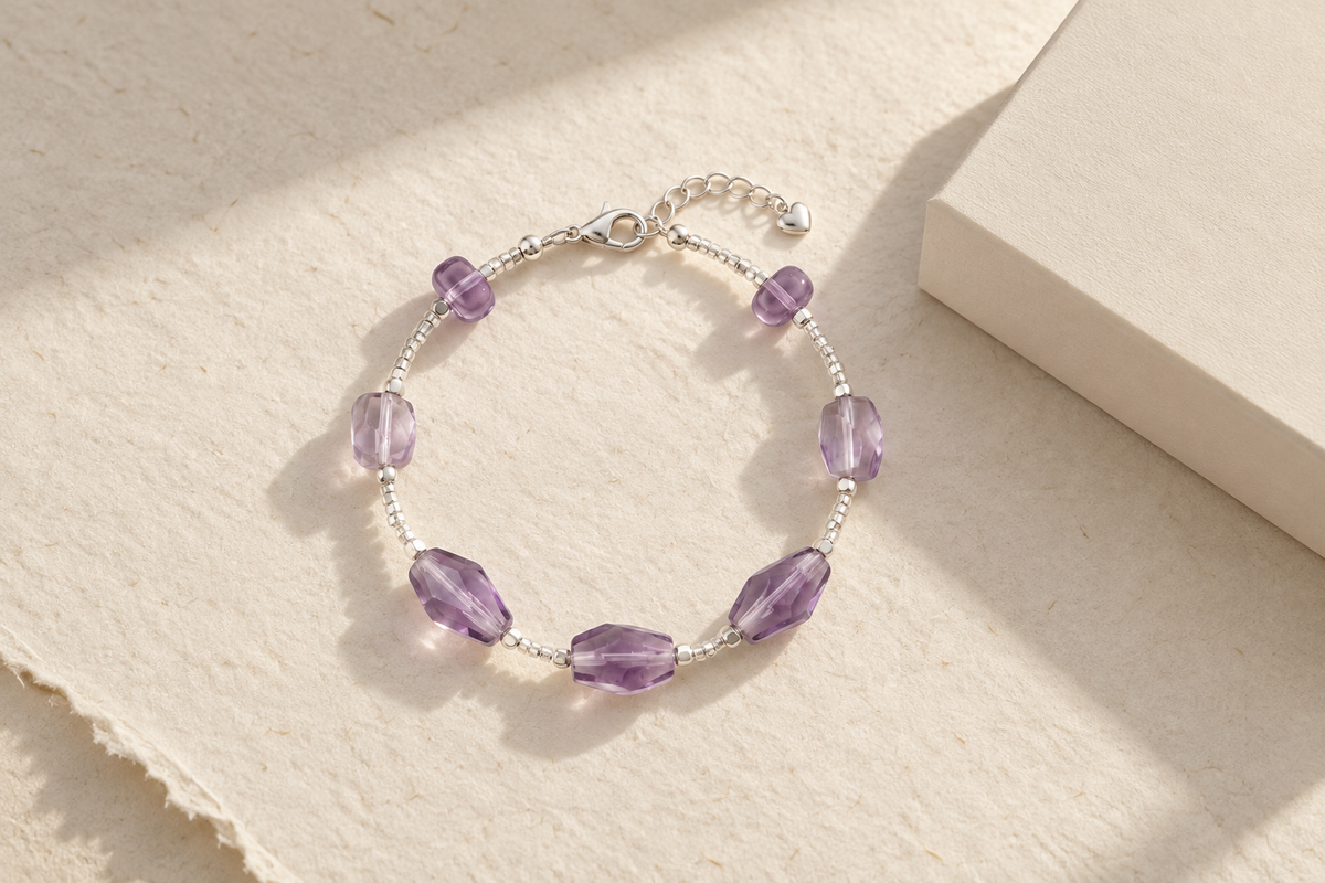 What garnet bracelet is good for girls?