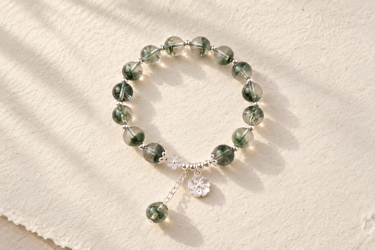 What Are the Traditional Benefits of a Green Fluorite Bracelet?