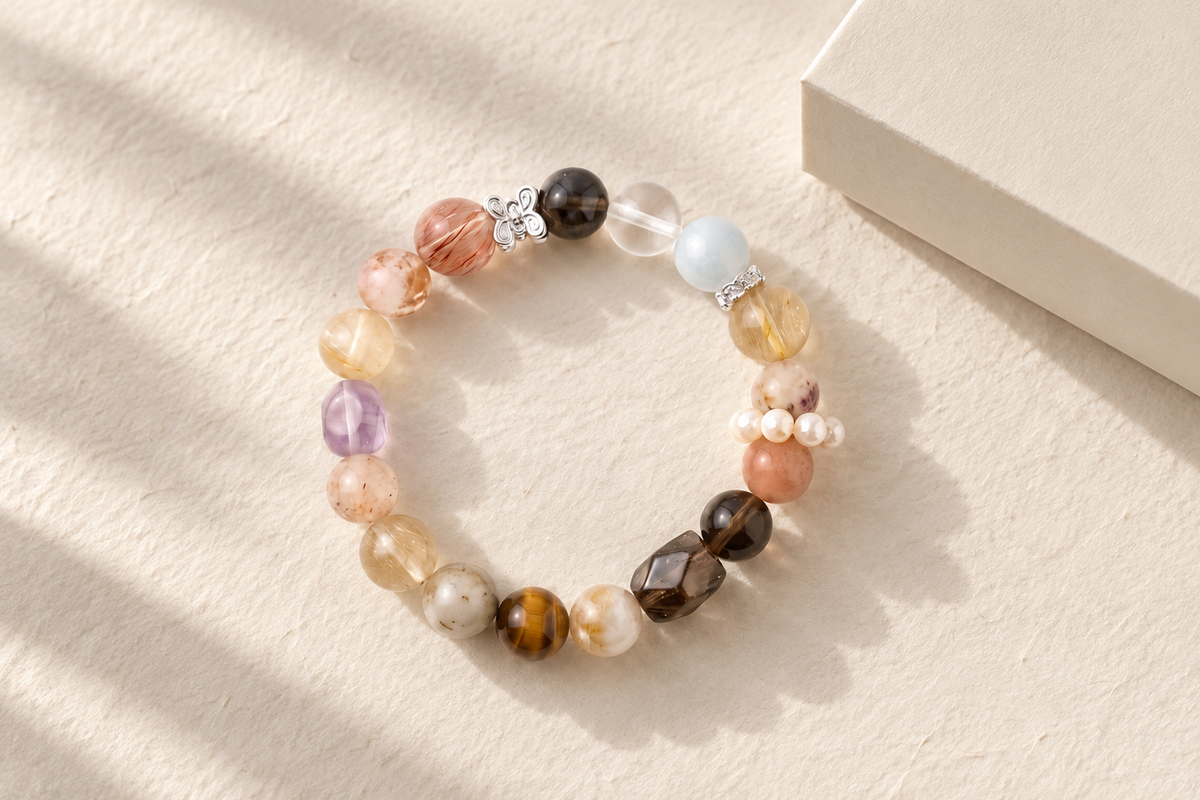 Is a Labradorite Bracelet a Good Gift for a Man?