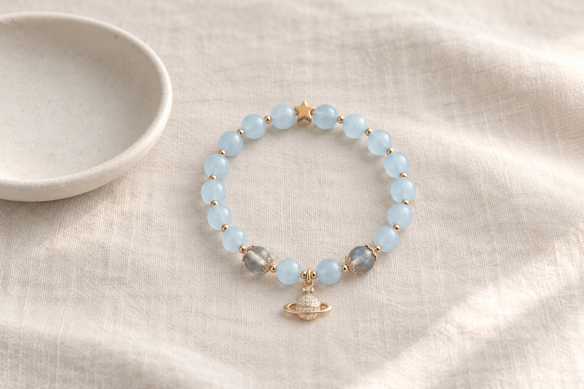 What Does Wearing a Moonstone Bracelet on the Right Hand Mean?