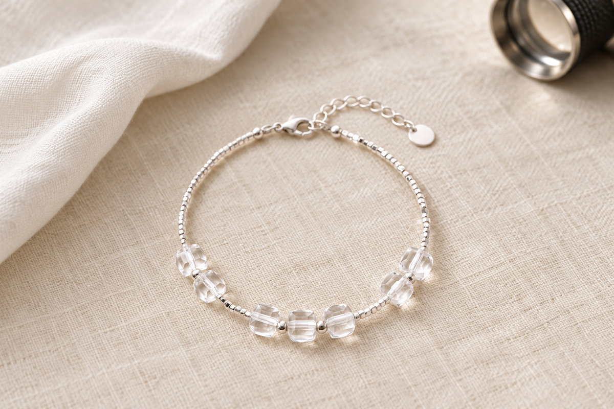 Real Jade vs Glass Simulants: Which Is Better for an Authentic Bracelet?