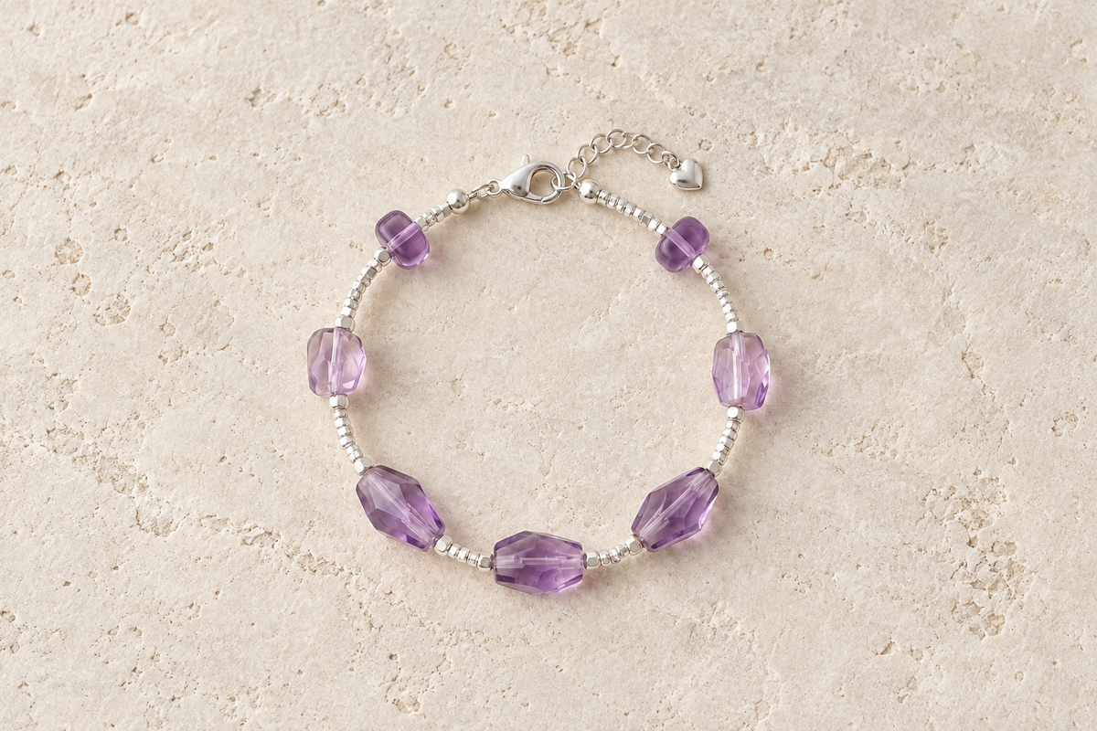 Rose Quartz Bracelet vs Amethyst Bracelet: Which Is the Better Choice for Women?