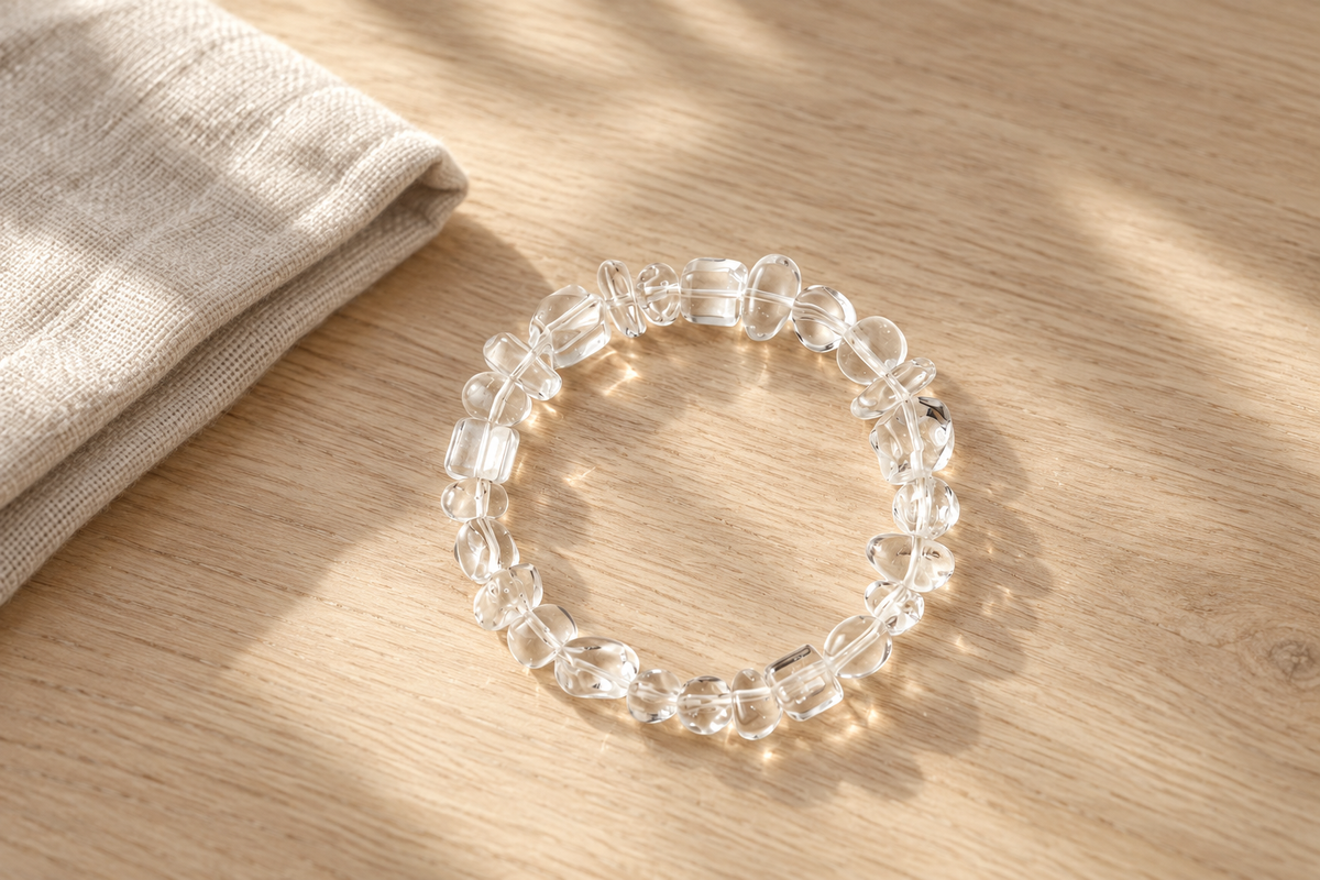Smoky Quartz vs Clear Quartz Bracelet: Which Is Better for Meaning?