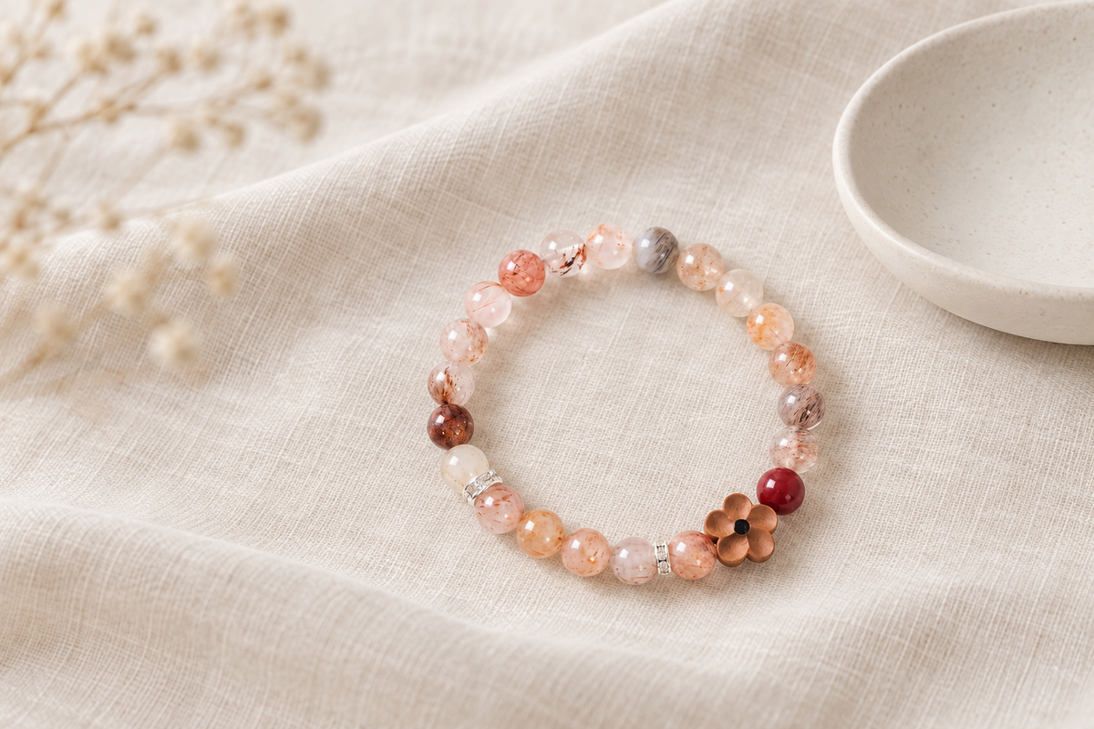 Smoky Quartz vs Clear Quartz Bracelet: Which Is Better for Women?