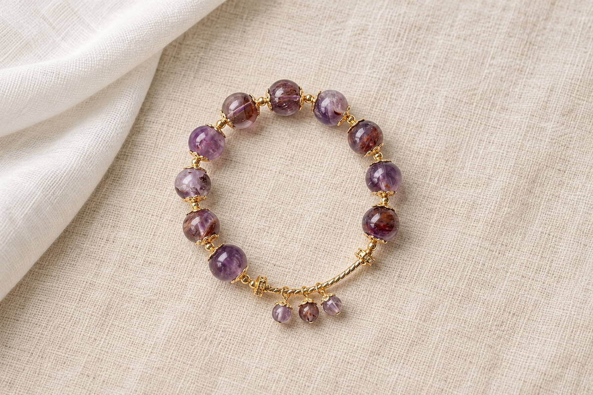 Warm Soapy Water vs Steam: Which Is Better for Cleaning My Crystal Bracelet Without Damaging It?