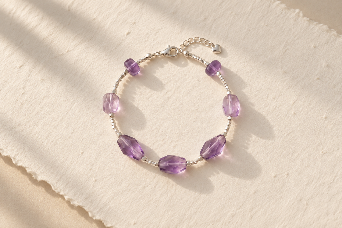 Is My Bracelet Sodalite or Amethyst, and How Can I Tell Them Apart?
