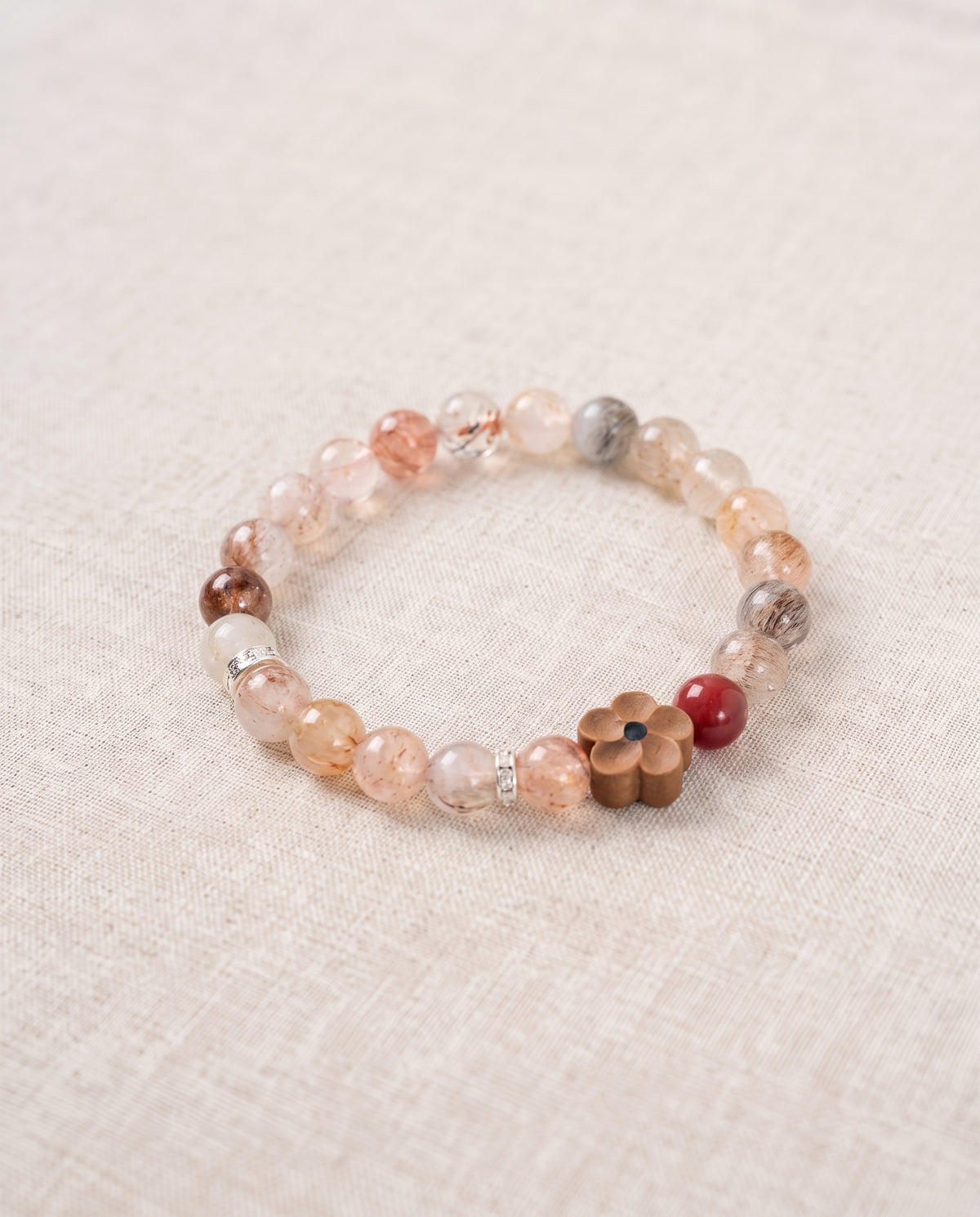 Is a Crystal Bracelet a Good Birthday Gift for My Girlfriend?