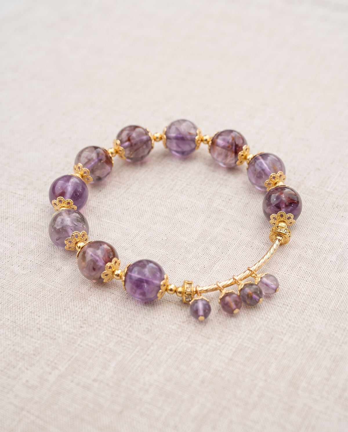 How Can I Tell if a Crystal Bracelet Is Real or Dyed Glass?
