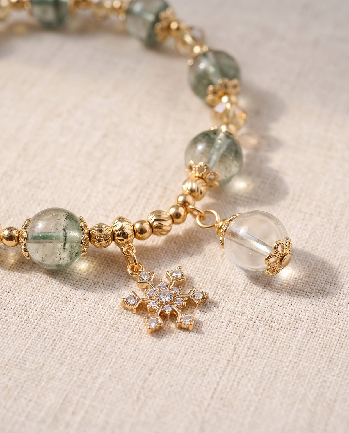 What Size Crystal Bracelet Should I Get and How Do I Measure My Wrist?