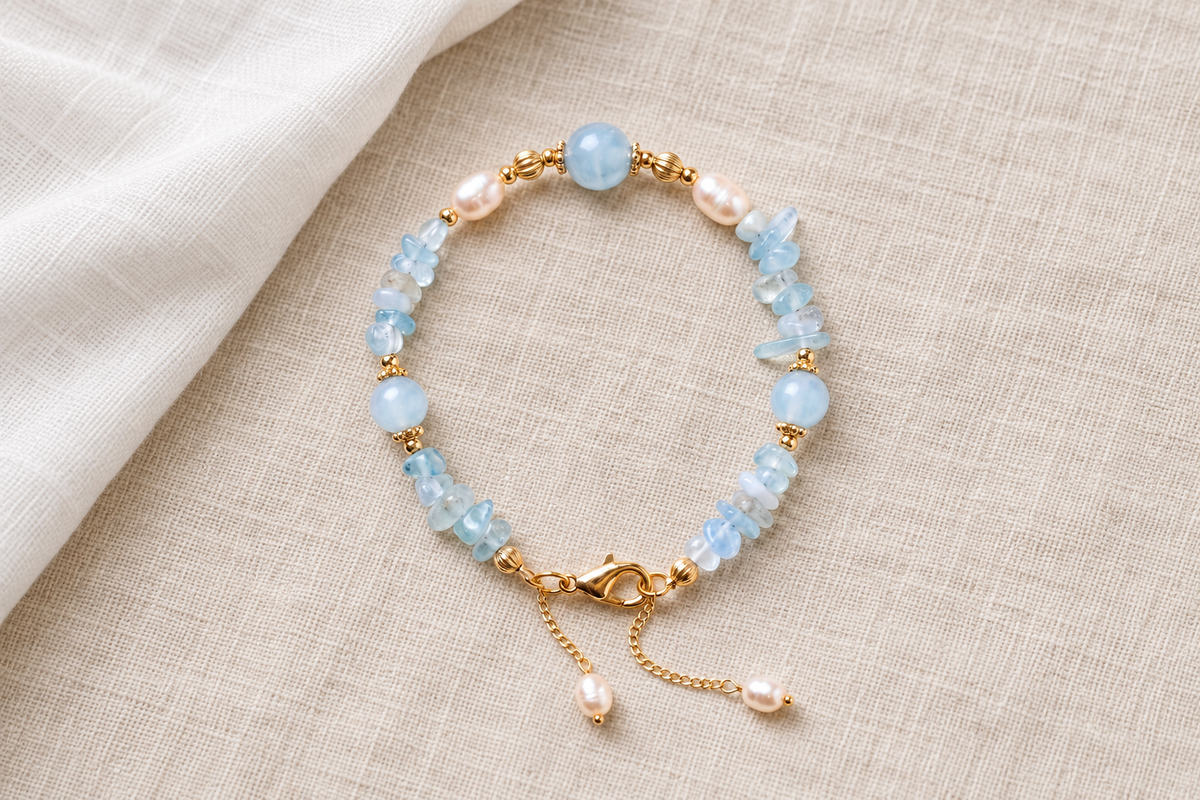 Which Crystal Bracelet Is Traditionally Worn for a Taurus Woman?