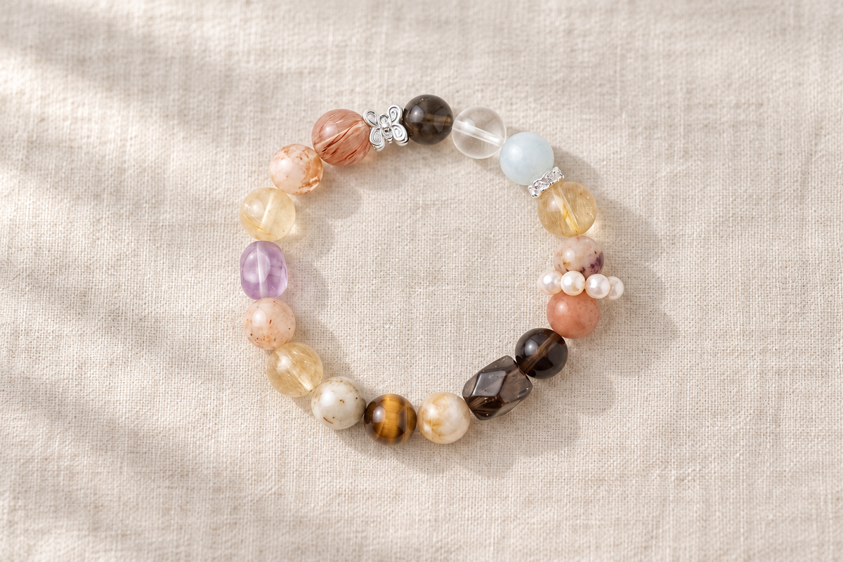 What Are the Benefits of a Tiger Eye Bracelet for Women?